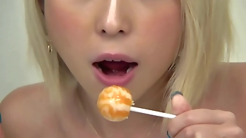 【しろーとLOVETube】エロ舌ギャルのビッチすぎる舌テクオンパレード！！ベロチュー、耳舐め、乳首舐め、フェラチオ！！レロレロジュボジュボと脳に直接流れ込む卑猥音で快楽の最高潮へ！！