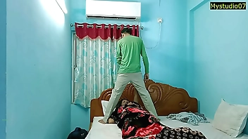 Cheating wife fucking with AC mechanic and her husband caught them on spot!!