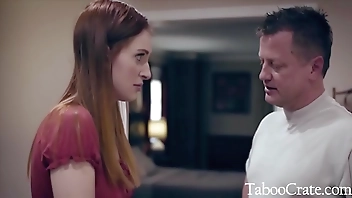 Pregnant 18yo Desperately Turns To Jerk BF's For Help