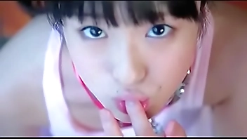 着エロ　首輪を付けた美女にエアフェラ