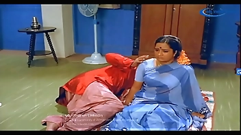 Chinna Veedu Movie Hot closeup Fuck wife