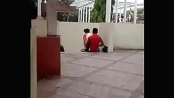 Pillado en el parque