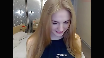 Young perfect  body  camgirl