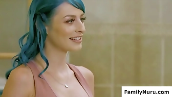 Skinny hot massage girl sucking oily dick