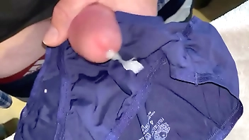 Neighbors wifes used panties