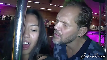 La chica del público que subió a follar con Nacho