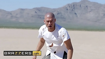 Pornstars Like it Big - (Nicole Aniston, Xander Corvus) - Nicoles Oasis - Brazzers