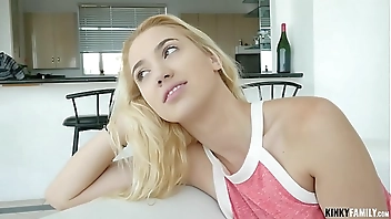 Kinky Family - Stepsis can fucking have the keys Sierra Nicole