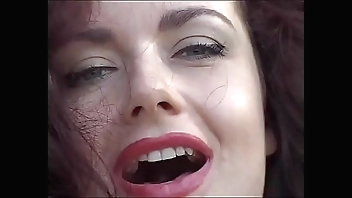 La signora il trans e il …. (Full Movies)