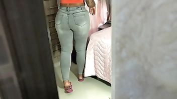 SPYING ON MY HOT STEPMOM WHILE GETTING UNDRESSED (DRESSING, BRUNETE, BIG ASS, THONG)