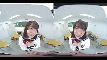 【教室で告白】「先輩大好き付き合えるなら何でもします！」王様気分でどスケベな命令してみた！