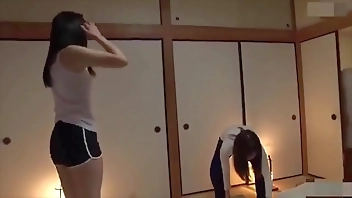 [ Loạn Luân ] Chú tới chơi nhà chịch cả hai mẹ con