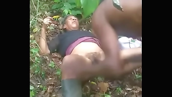 Old amateur getting Jamaican pussy pt.1