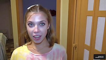 Bed Master Tests His Client's Pussy Out Well - Pussy CreamPie