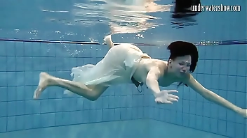 Special Czech teen hairy pussy in the pool