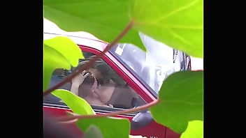 pillados en el coche