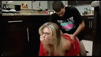 I fuck my MILF neighbor in the morning