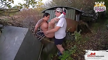 Mein Unglaublichstes Teeny Outdoor Fick-Erlebnis EVER !