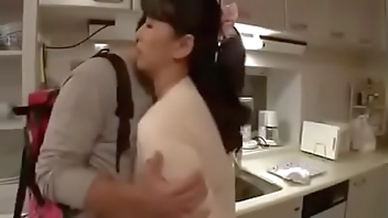 I just want a mom like this - Dirtyjav.com