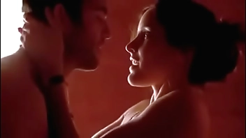 Rachel shelly - lagaan movie actress