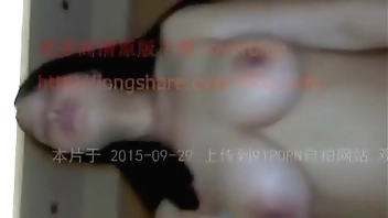 黑丝高跟与炮友出租屋自拍视频  义乌外贸女骚逼露脸情妇，预览视频 (Trailers)