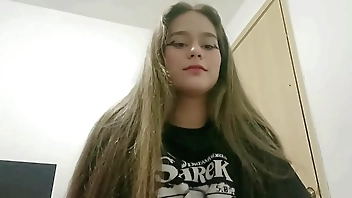 I get a delicious blowjob from my horny stepsister (part 1)