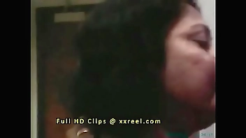 very stretch pussy indian bhabhi