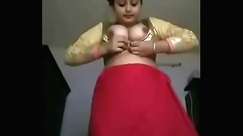 plz give me some more videos of this hot bhabhi