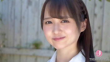 超絶美 JKが教室で制服を脱ぐ、思わず画面に手を伸ばしたくなる [PPMN-088]