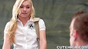 Jessie Young Pussy Eaten then Sucking Cock and Banged