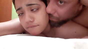 WHICH OF THE TWO GUYS OF PLEASURE WHEN YOU'RE COMING WAS THE BEST DUDA HUGNEN OR DANY RIO OFFICIAL?