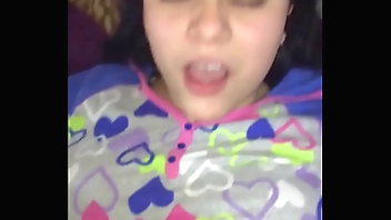 PaolaPonkc mendez Me cojo a muchachita en pijama tremenda putita rica