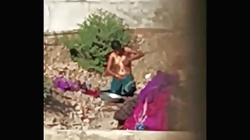 Dasi Indian open bath