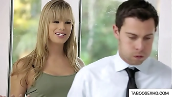 Student want to have sex with teacher