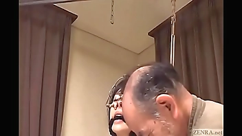 Subtitled bizarre CMNF Japanese nose hook BDSM spanking9-20170505