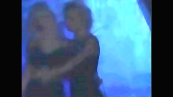 1990134 emmanuelle vs dracula 2004