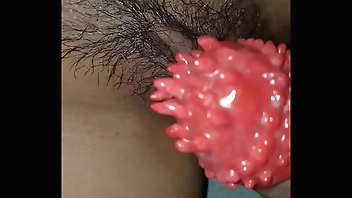 chịch vợ bằng bao cao su khủng