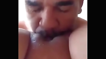Uncle drinks pussy squirt