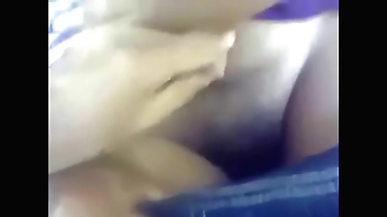 Desi girl romance in auto