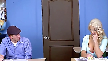 Brazzers - Kenzie Taylor - Big Tits At School