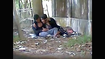 Desi cute indian lover sucking big cock in public park