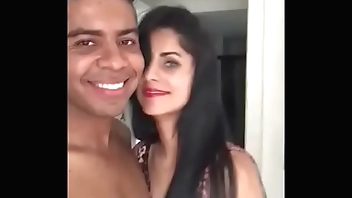Punjabi girlfriend sucking dick