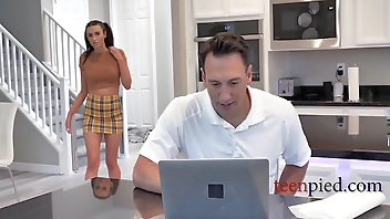 Stepdaughter Caught Stepdad Masturbating- Mia Taylor