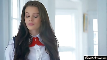 Gorgeous babe stretched by horny stepbro