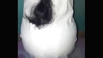 wife shaking ass in nighty