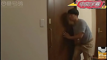 番号鸽J00094遵从欲望的本能喷汗相近亲相