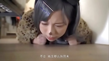 国产AV剧情猎人与猎物，兄妹间的假游戏真乱伦