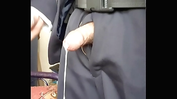 Policia masturbandose