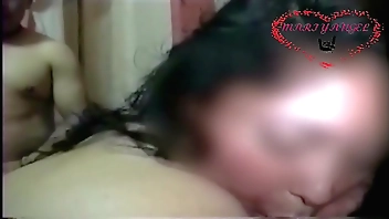 Gang bang y baño de leche a esposa golosa