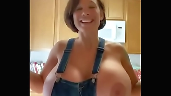 Housewife Big Tits